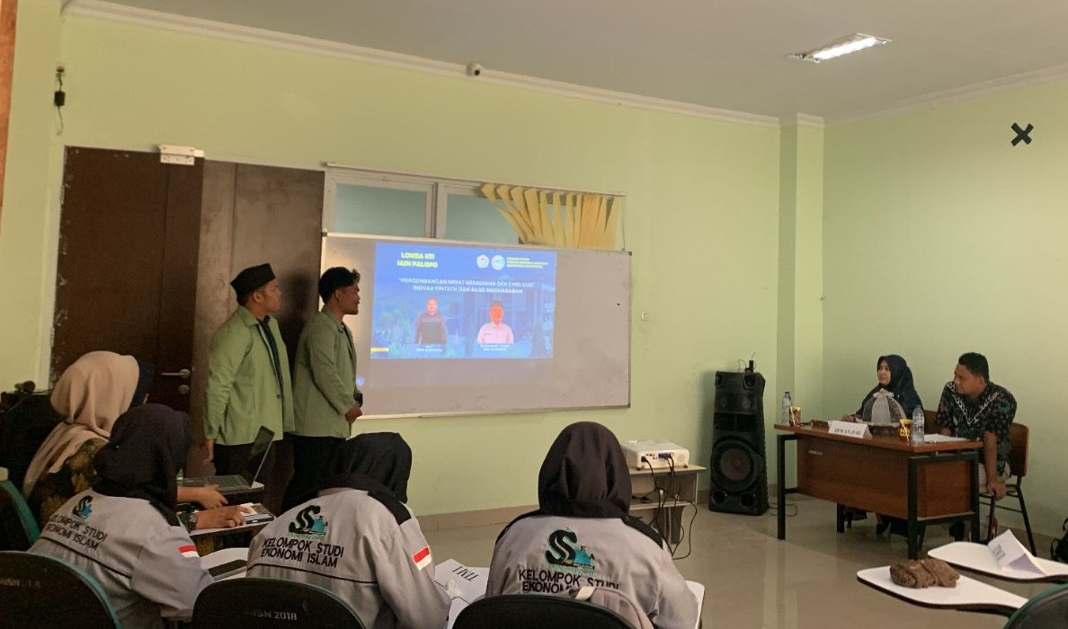 Lomba KTI Lagi Mahasiswa FEBI IAIN Papua Juara I IAIN Fattahul